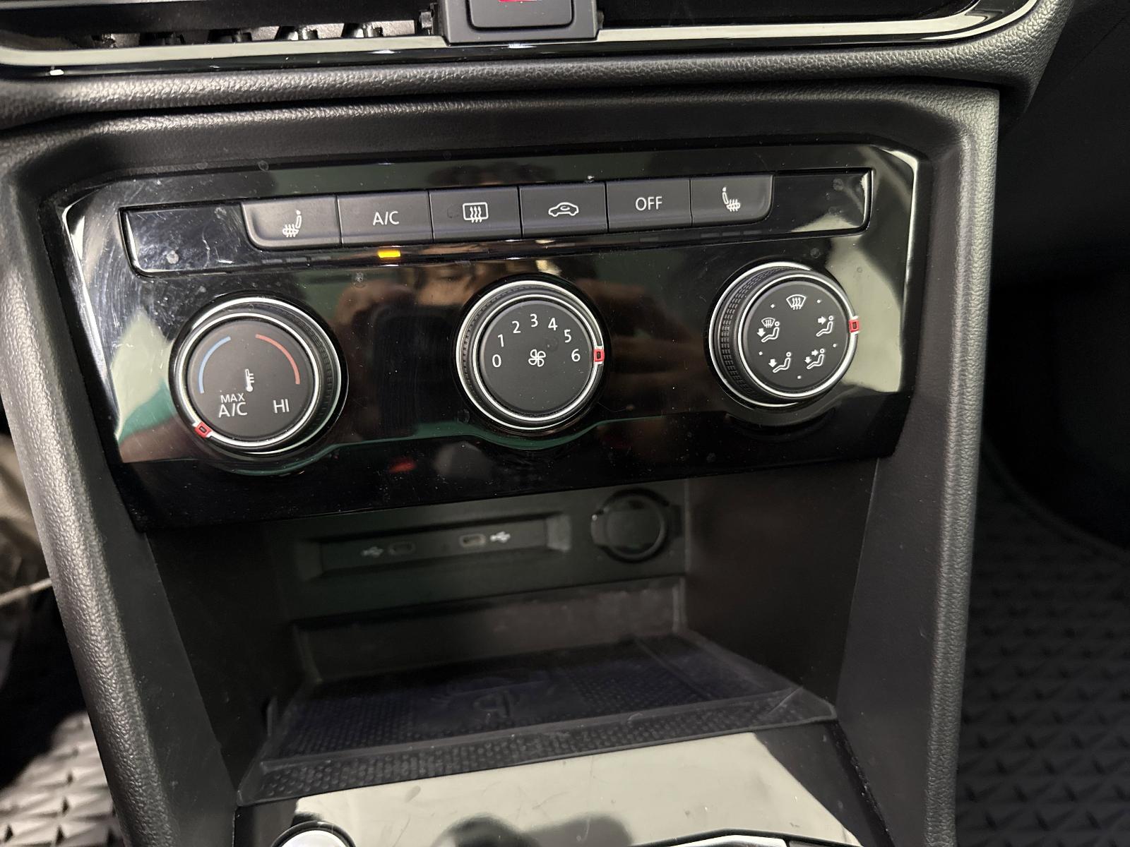2023 Volkswagen Taos Vehicle Photo in Georgetown, TX 78626