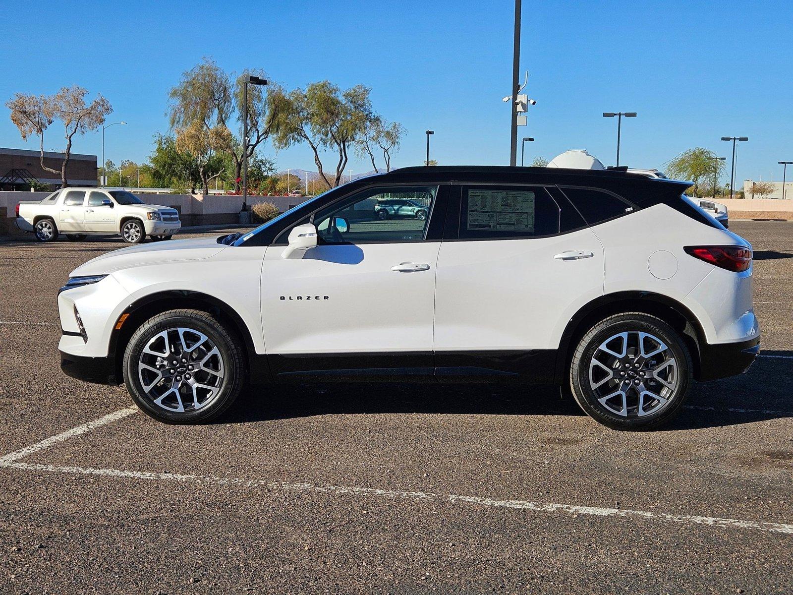 2025 Chevrolet Blazer Vehicle Photo in PEORIA, AZ 85382-3715