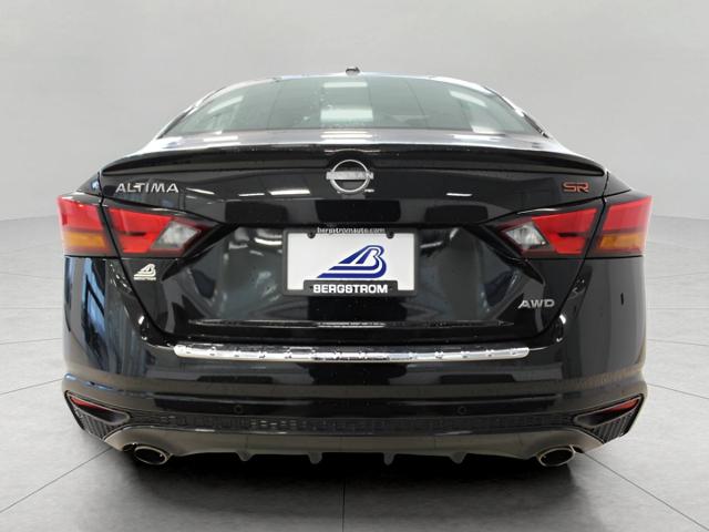 2023 Nissan Altima Vehicle Photo in Green Bay, WI 54304