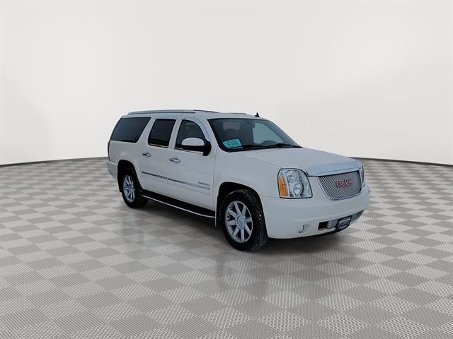 Used 2014 GMC Yukon XL Denali with VIN 1GKS2MEF2ER144650 for sale in Winner, SD