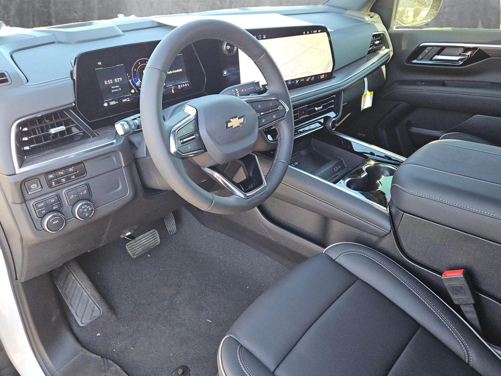 2025 Chevrolet Suburban Vehicle Photo in MESA, AZ 85206-4395