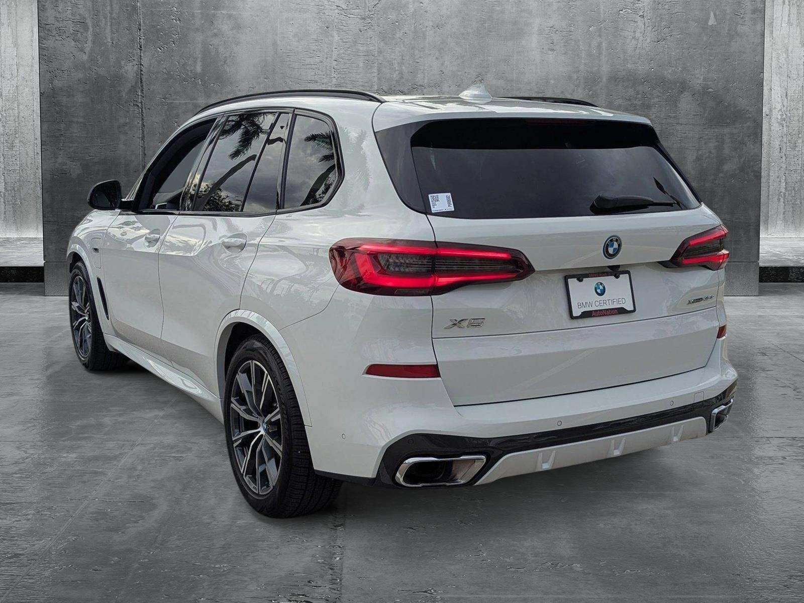 2023 BMW X5 xDrive45e Vehicle Photo in Delray Beach, FL 33444