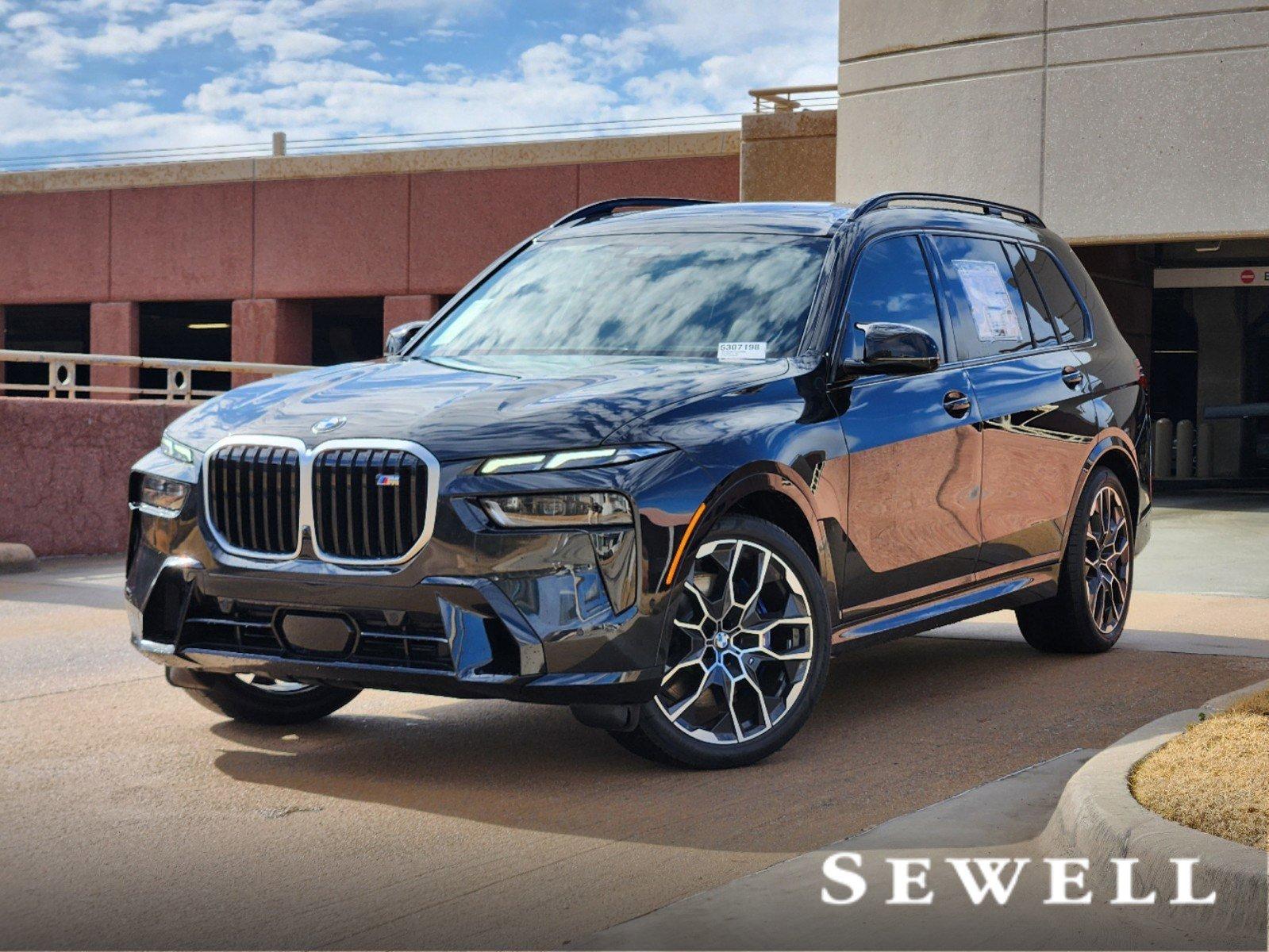 2025 BMW X7 M60i Vehicle Photo in PLANO, TX 75024