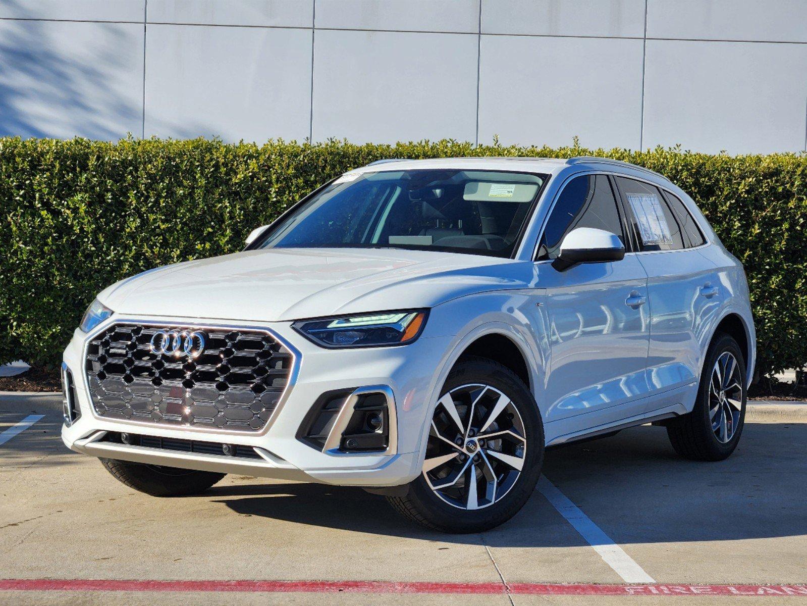 2025 Audi Q5 Vehicle Photo in MCKINNEY, TX 75070