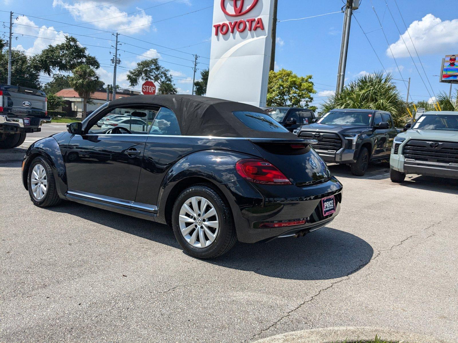 2018 Volkswagen Beetle Convertible Vehicle Photo in Orlando, FL 32811