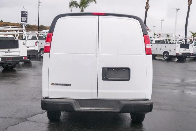 2025 Chevrolet Express Cargo Van Vehicle Photo in VENTURA, CA 93003-8585