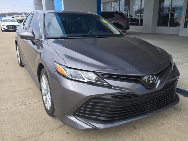 Used 2019 Toyota Camry LE with VIN 4T1B11HK3KU717338 for sale in Paducah, KY