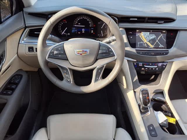 2017 Cadillac XT5 Vehicle Photo in San Antonio, TX 78230-1001