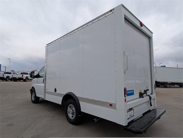 2024 Chevrolet Express Commercial Cutaway Vehicle Photo in ENGLEWOOD, CO 80113-6708