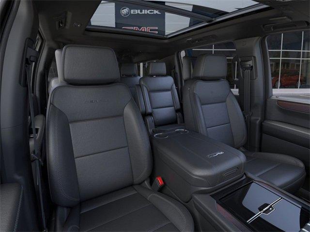 2025 GMC Yukon XL Vehicle Photo in PUYALLUP, WA 98371-4149