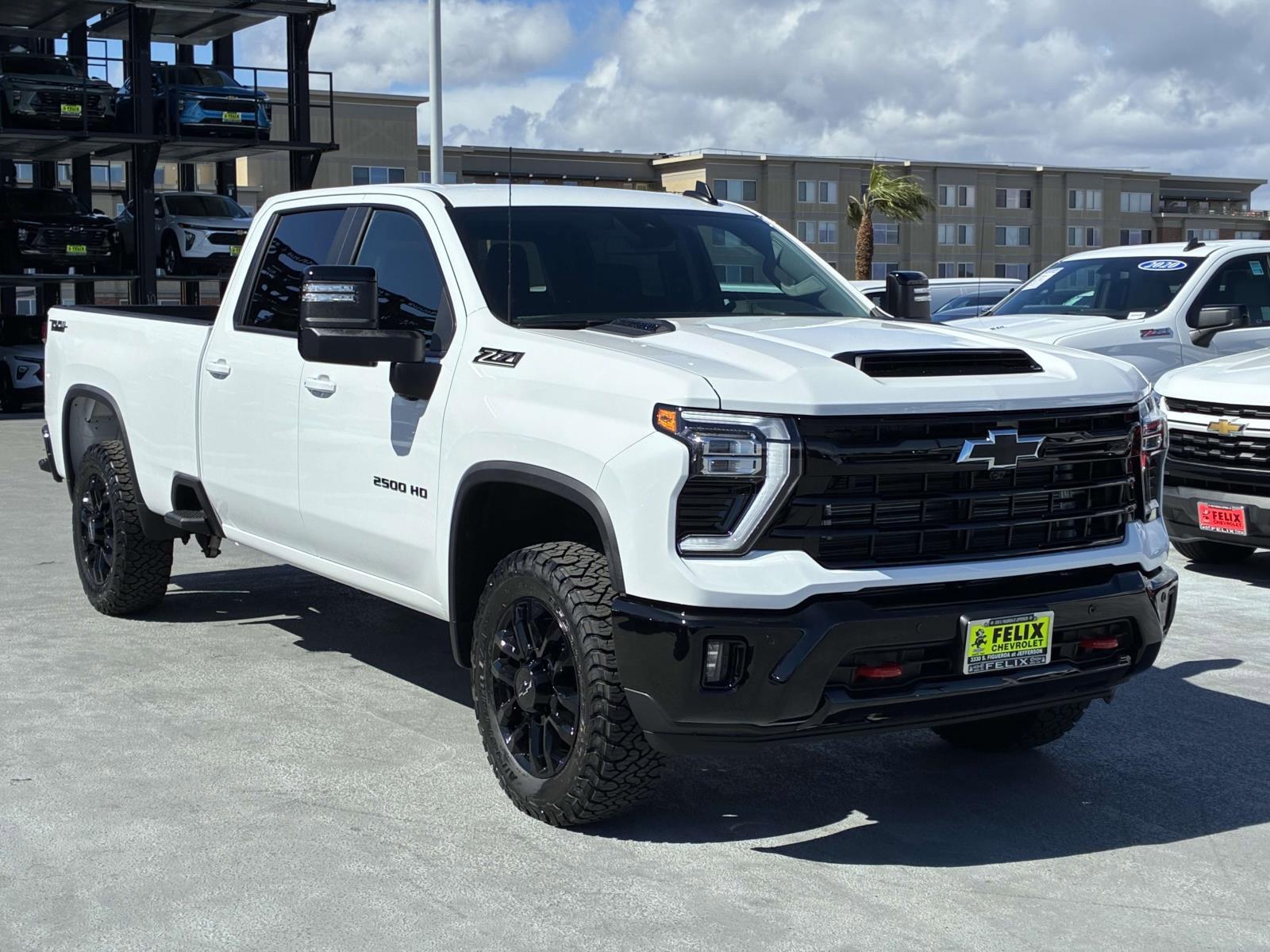 2025 Chevrolet Silverado 2500 HD Vehicle Photo in LOS ANGELES, CA 90007-3794