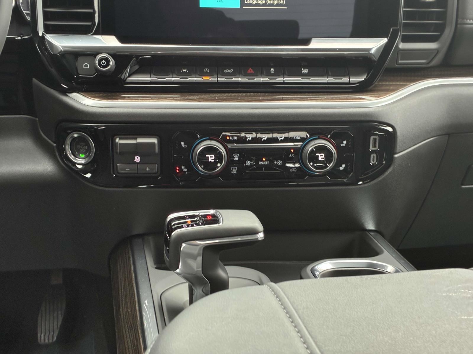 2025 Chevrolet Silverado 1500 Vehicle Photo in LOS ANGELES, CA 90007-3794