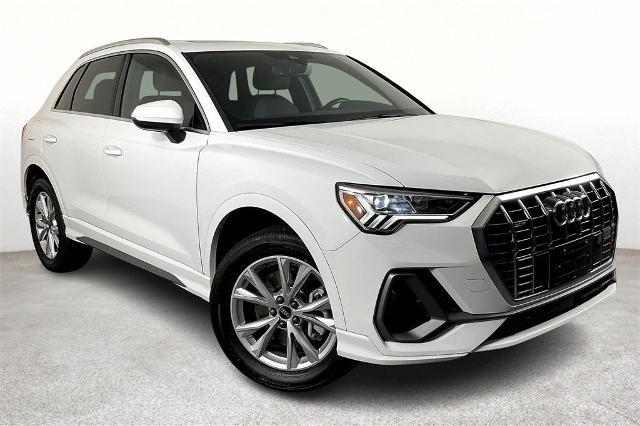 2024 Audi Q3 Vehicle Photo in Tulsa, OK 74129