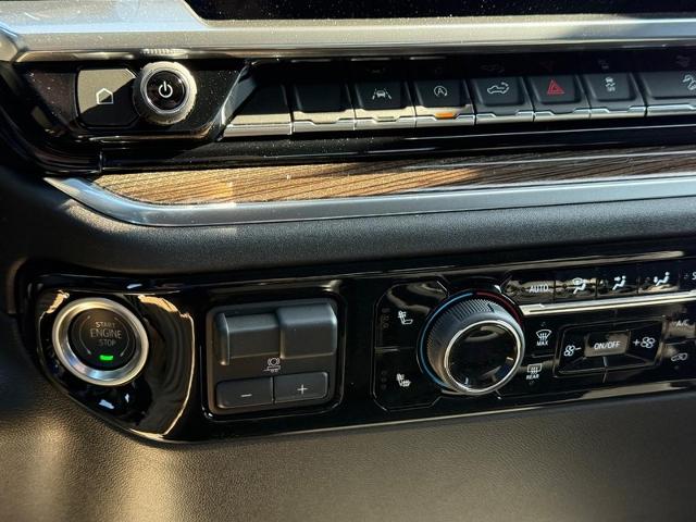 2025 Chevrolet Silverado 1500 Vehicle Photo in COLUMBIA, MO 65203-3903