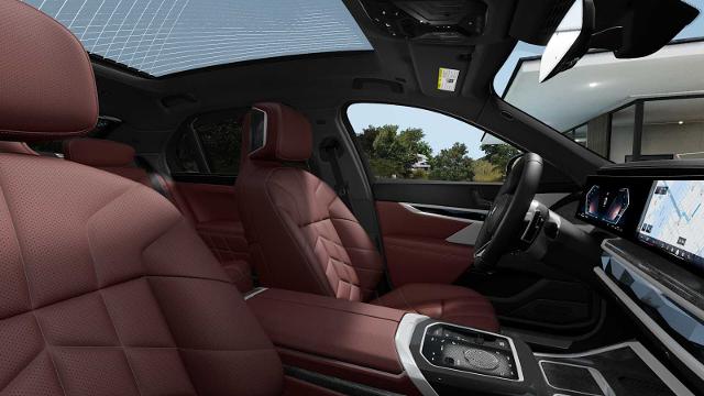 2025 BMW 740i Vehicle Photo in GRAPEVINE, TX 76051