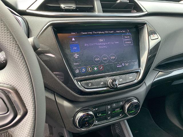 2022 Chevrolet Trailblazer Vehicle Photo in MOON TOWNSHIP, PA 15108-2571