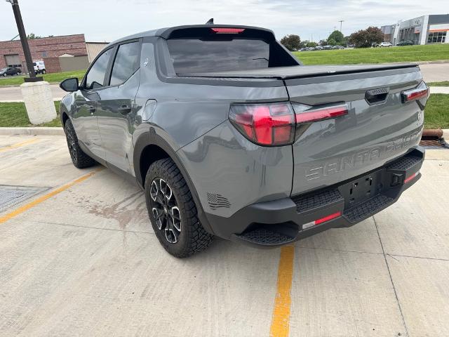 2024 Hyundai SANTA CRUZ Vehicle Photo in Peoria, IL 61615