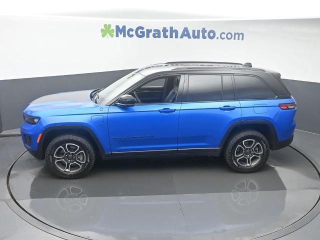 2023 Jeep Grand Cherokee 4xe Vehicle Photo in Cedar Rapids, IA 52402