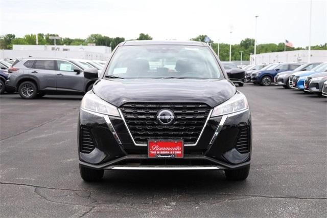 2025 Nissan Kicks Play Vehicle Photo in Hazelwood, MO 63042