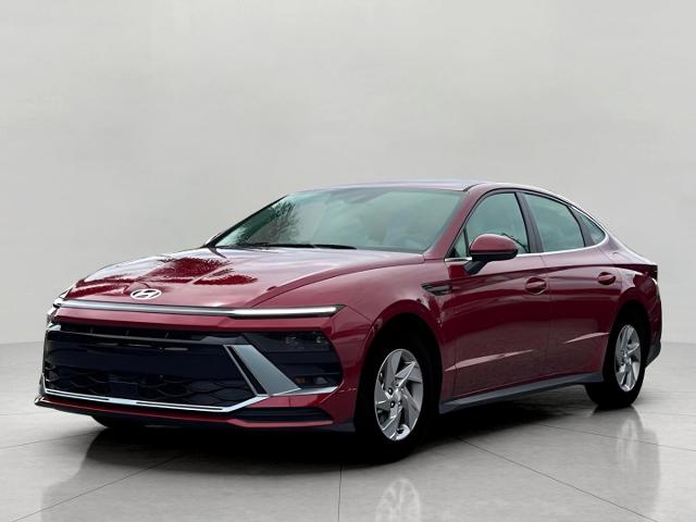 2025 Hyundai SONATA Vehicle Photo in Green Bay, WI 54304