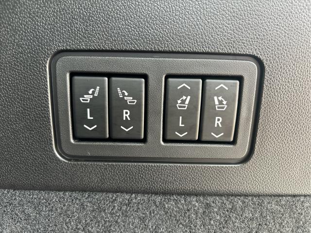 2024 Cadillac XT6 Vehicle Photo in Grapevine, TX 76051