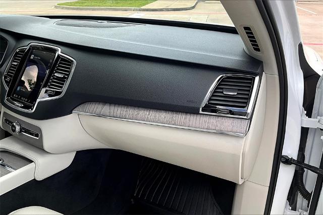 2023 Volvo XC90 Vehicle Photo in Houston, TX 77007