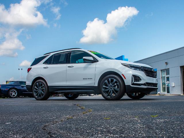 2024 Chevrolet Equinox Vehicle Photo in MADISON, IN 47250-1611