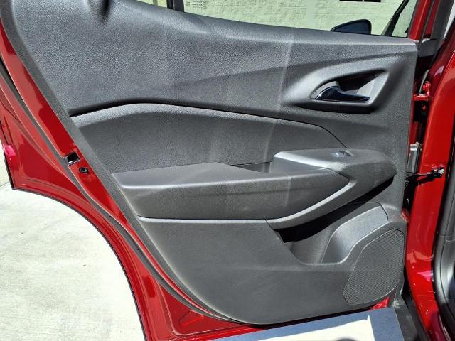 2025 Chevrolet Trax Vehicle Photo in Tampa, FL 33612