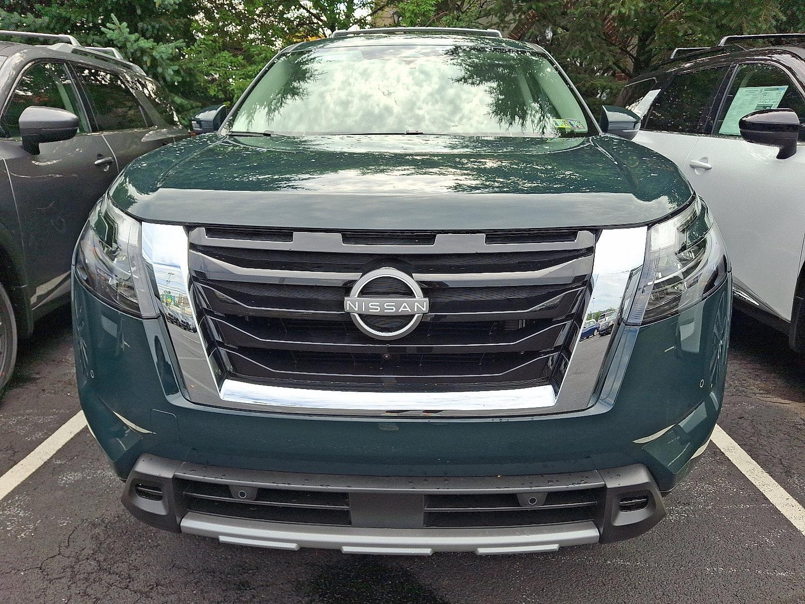 2025 Nissan Pathfinder Vehicle Photo in Harrisburg, PA 17111-1033