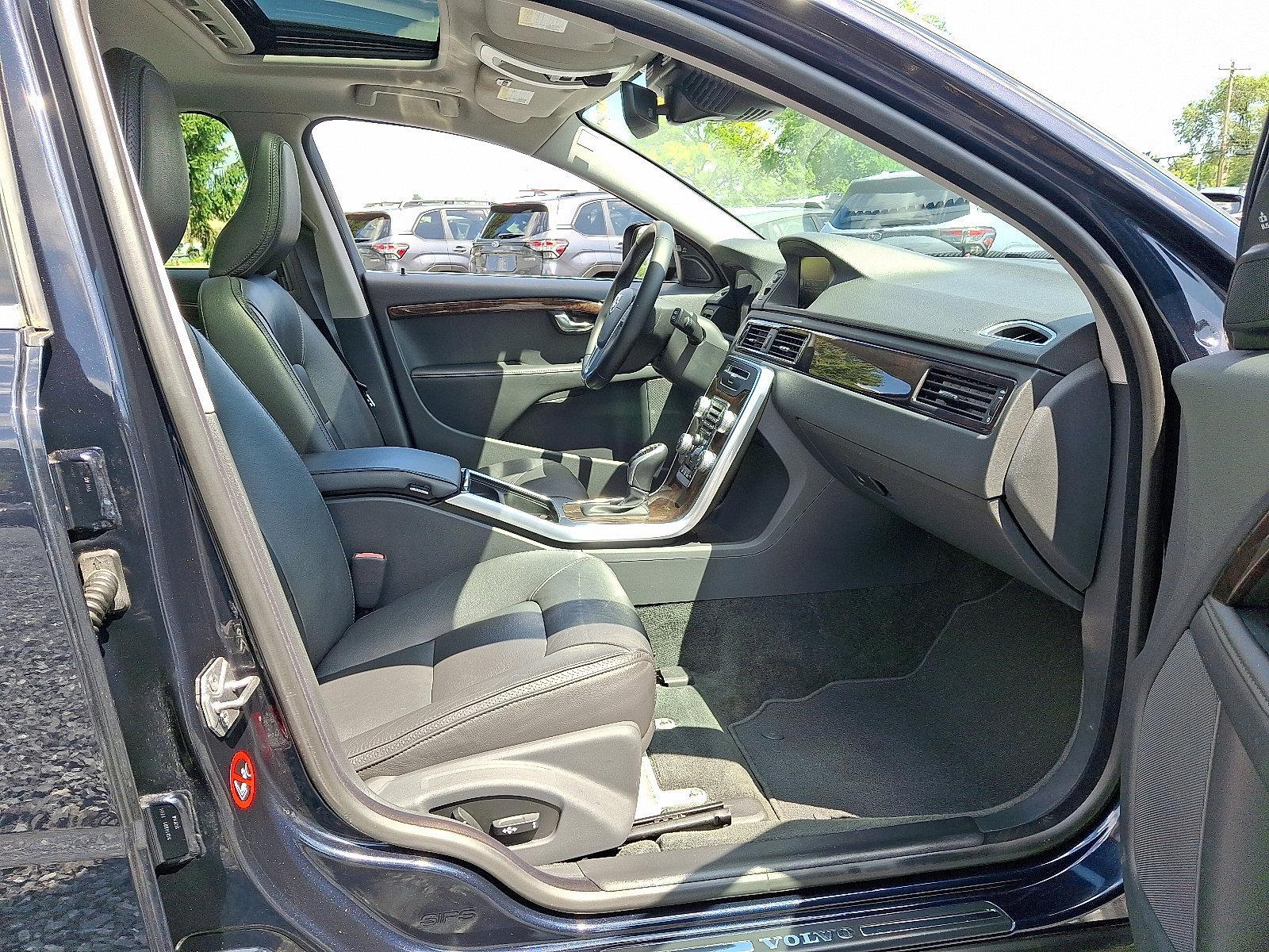 2016 Volvo XC70 Vehicle Photo in Harrisburg, PA 17111
