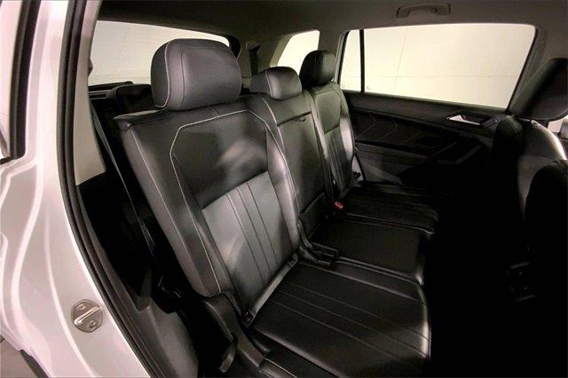2024 Volkswagen Tiguan Vehicle Photo in KANSAS CITY, MO 64114-4502