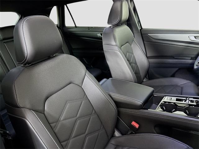 2024 Volkswagen Atlas Cross Sport Vehicle Photo in Puyallup, WA 98371
