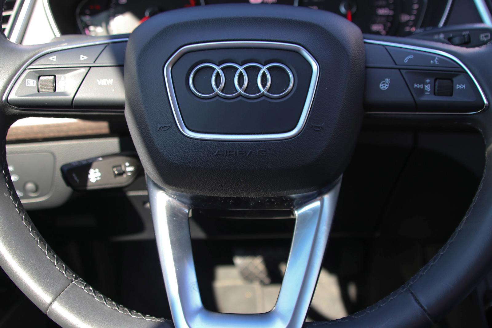 2024 Audi Q5 Vehicle Photo in SUGAR LAND, TX 77478