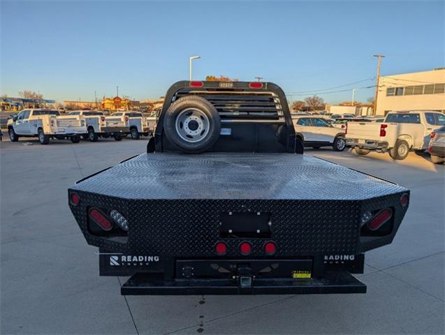 2025 Chevrolet Silverado 3500 HD CC Vehicle Photo in ENGLEWOOD, CO 80113-6708