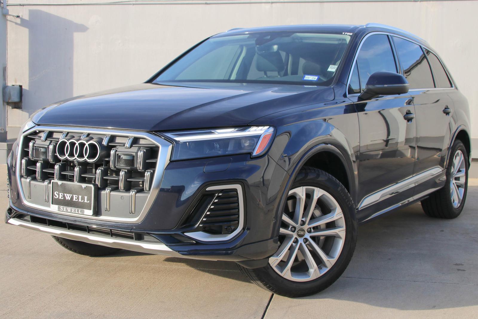 2025 Audi Q7 Vehicle Photo in SUGAR LAND, TX 77478