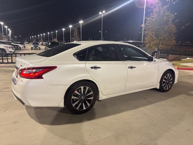 2017 Nissan Altima Vehicle Photo in Grapevine, TX 76051