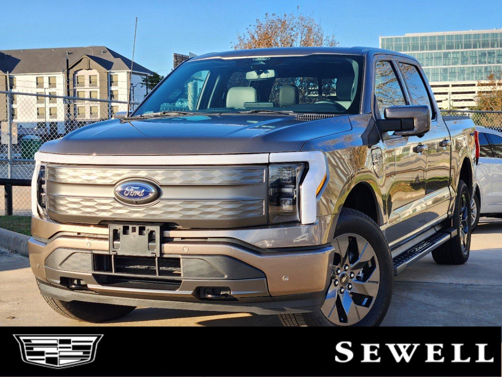 2022 Ford F-150 Lightning Vehicle Photo in HOUSTON, TX 77079-1502