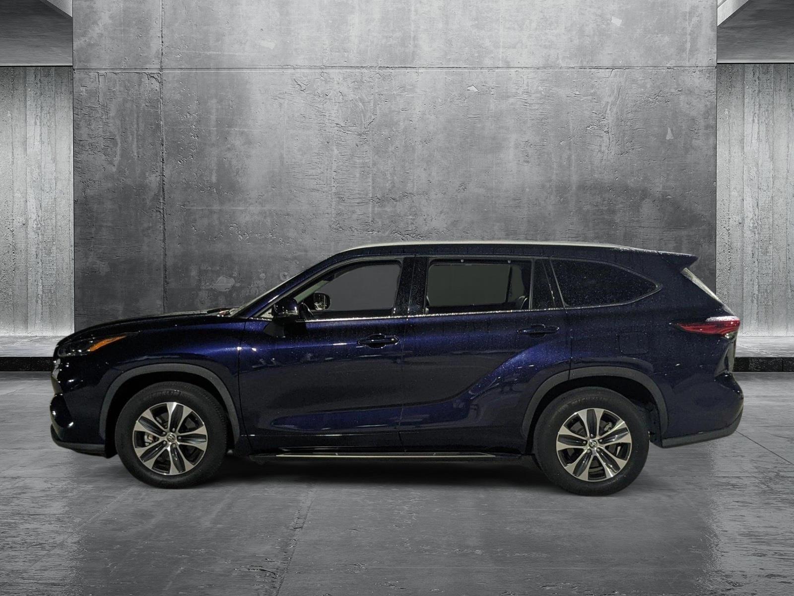 2022 Toyota Highlander Vehicle Photo in Davie, FL 33331