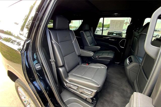 2023 Cadillac Escalade Vehicle Photo in KANSAS CITY, MO 64114-4545