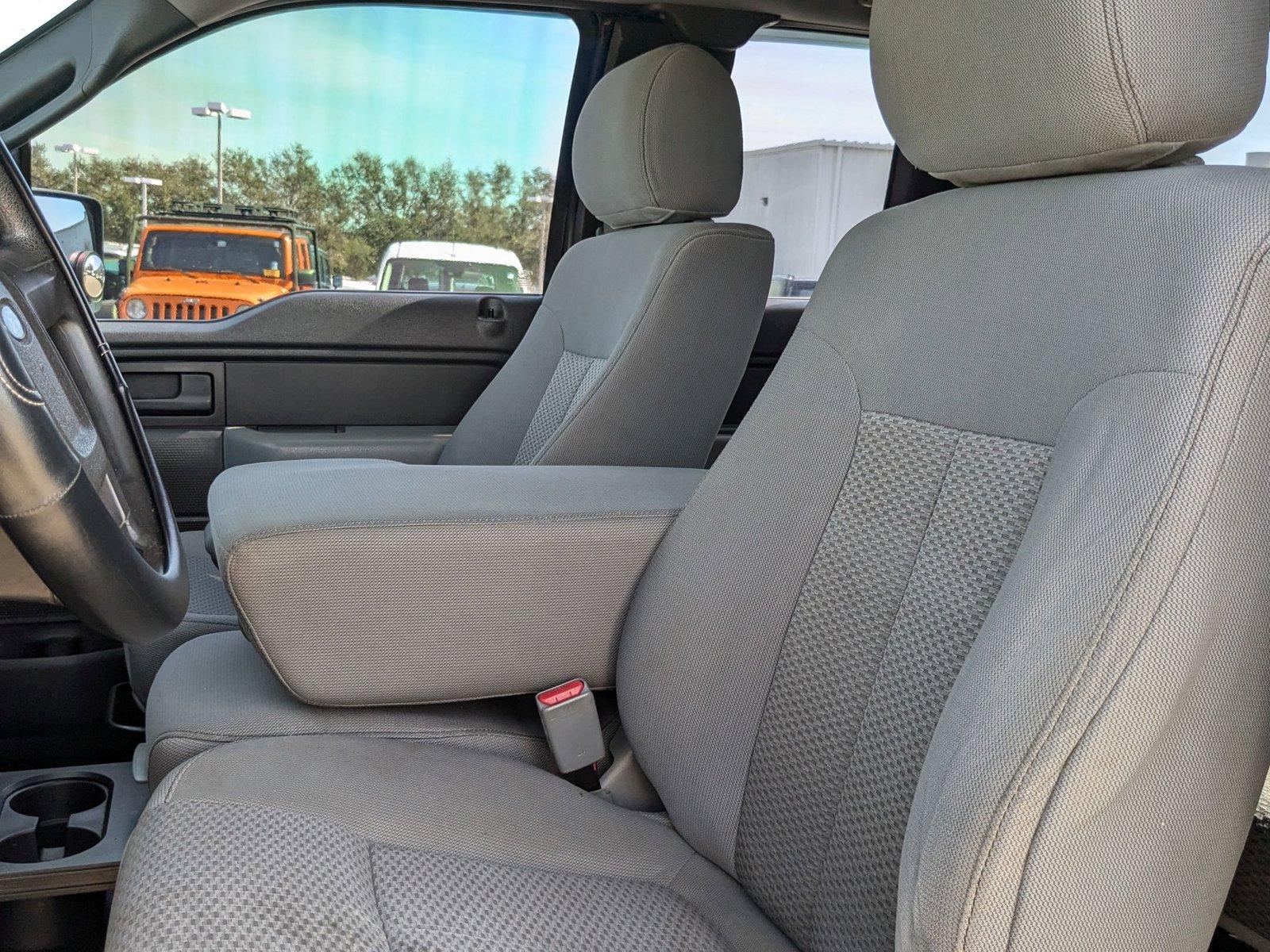 2014 Ford F-150 Vehicle Photo in St. Petersburg, FL 33713