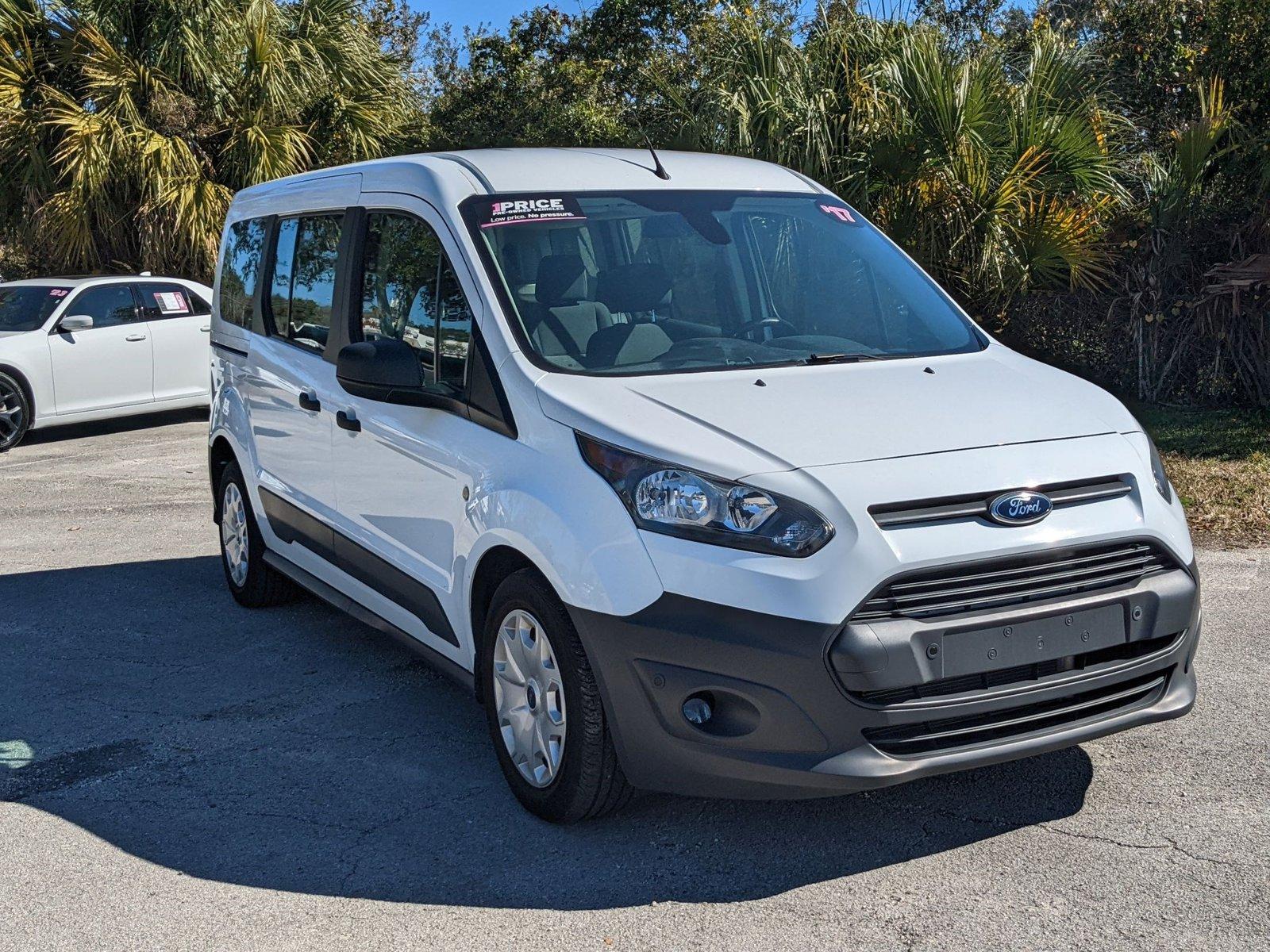 2017 Ford Transit Connect Wagon Vehicle Photo in Jacksonville, FL 32256