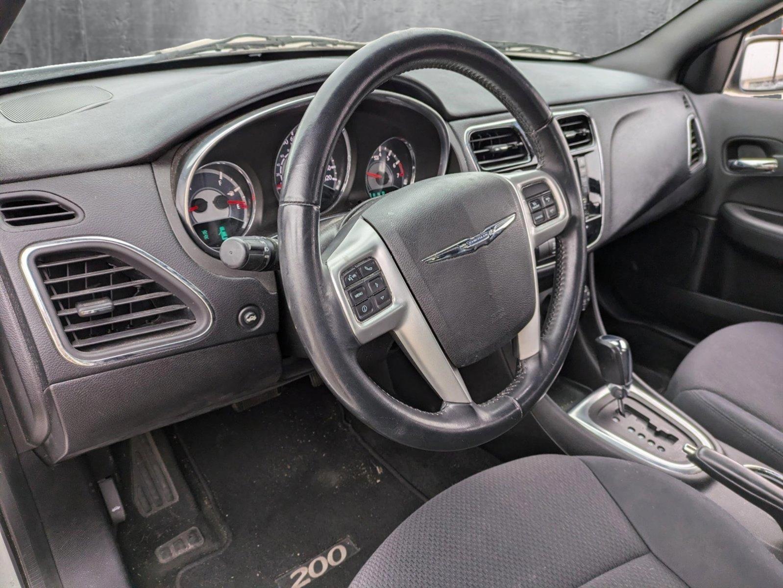 2013 Chrysler 200 Vehicle Photo in Corpus Christi, TX 78415