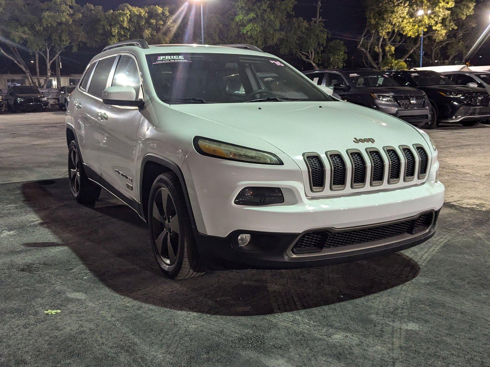 2016 Jeep Cherokee Vehicle Photo in MIAMI, FL 33134-2699