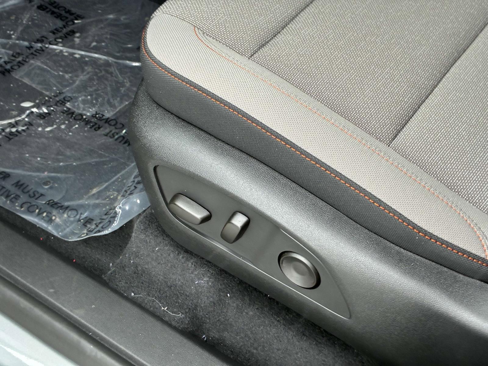 2025 Chevrolet Traverse Vehicle Photo in LOS ANGELES, CA 90007-3794