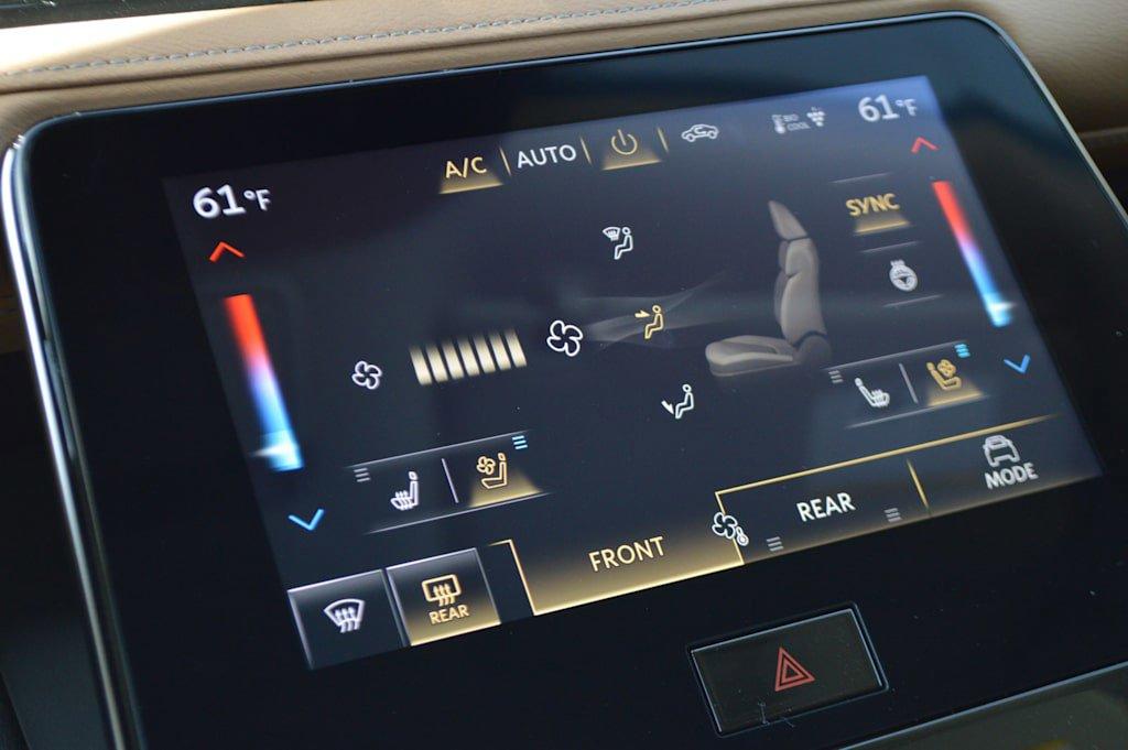 2025 INFINITI QX80 Vehicle Photo in Houston, TX 77090