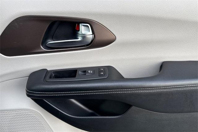2022 Chrysler Voyager Vehicle Photo in ELK GROVE, CA 95757-8703