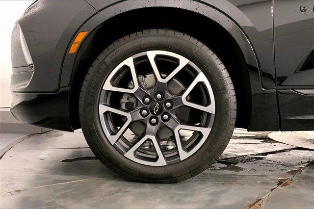 2024 Chevrolet Blazer Vehicle Photo in INDEPENDENCE, MO 64055-1314