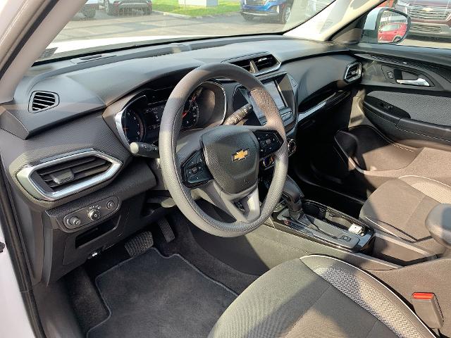 2022 Chevrolet Trailblazer Vehicle Photo in MOON TOWNSHIP, PA 15108-2571