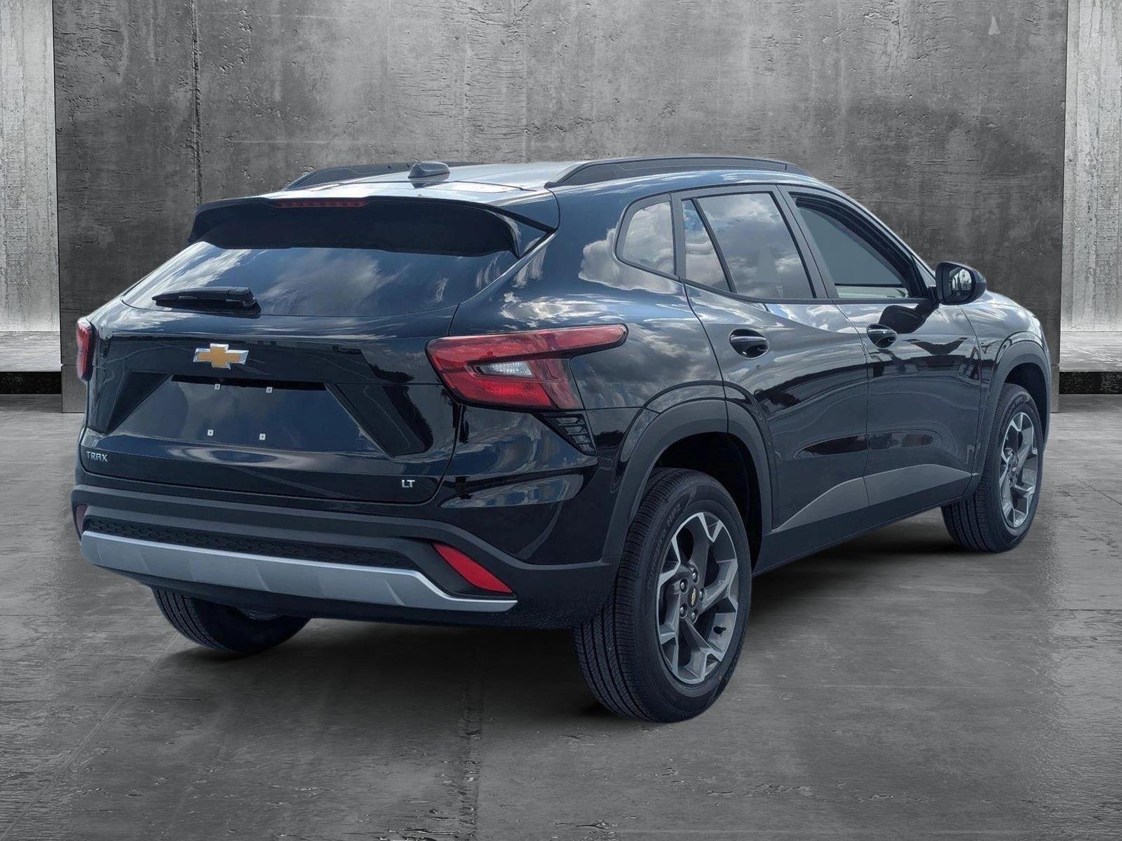 2025 Chevrolet Trax Vehicle Photo in PEMBROKE PINES, FL 33024-6534