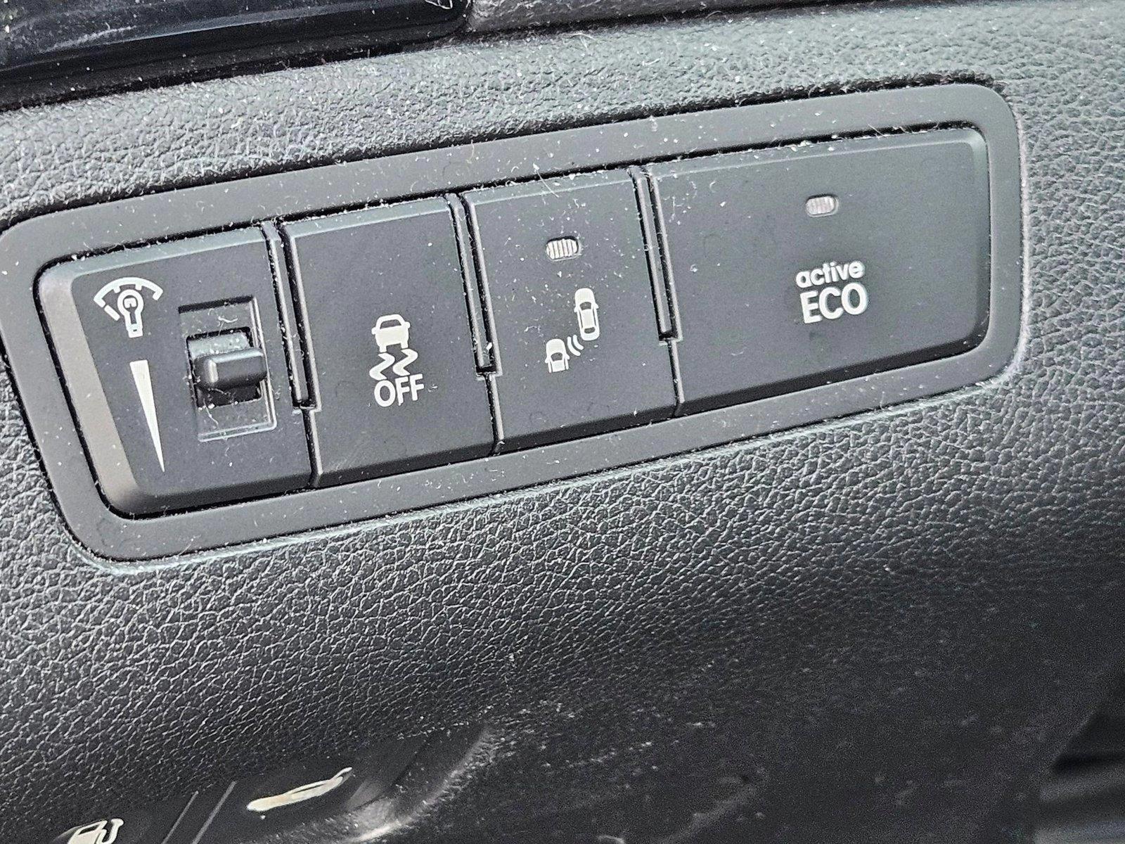 2014 Hyundai SONATA Vehicle Photo in Clearwater, FL 33764